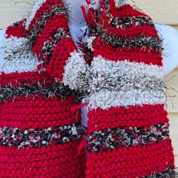 Handknit Scarf - Picture 2 of 4